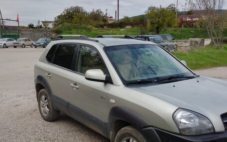 Hyundai Tucson III, 2006 год, 910 000 рублей, 2 фотография