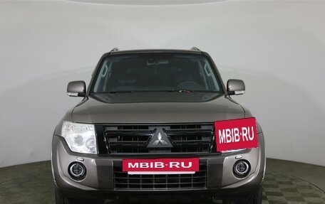 Mitsubishi Pajero IV, 2012 год, 2 107 000 рублей, 2 фотография