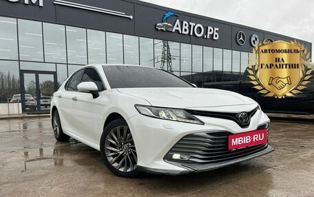 Toyota Camry, 2019 год, 2 980 000 рублей, 1 фотография