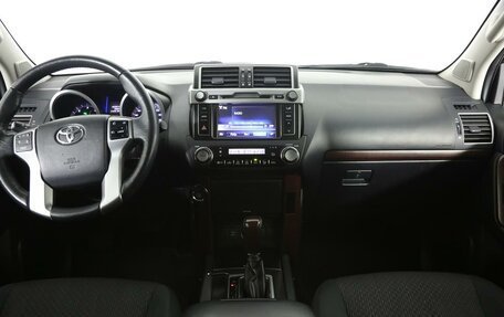 Toyota Land Cruiser Prado 150 рестайлинг 2, 2015 год, 3 117 000 рублей, 12 фотография