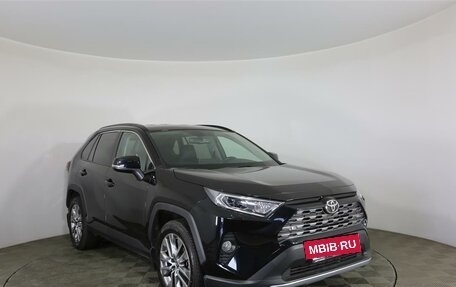 Toyota RAV4, 2021 год, 3 817 000 рублей, 3 фотография