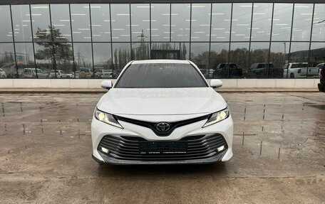 Toyota Camry, 2019 год, 2 980 000 рублей, 3 фотография