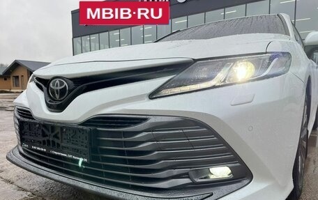 Toyota Camry, 2019 год, 2 980 000 рублей, 11 фотография