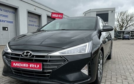 Hyundai Elantra VI рестайлинг, 2019 год, 1 949 000 рублей, 1 фотография