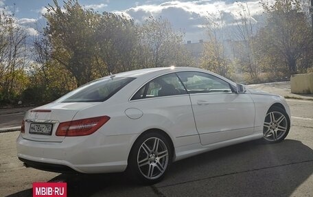 Mercedes-Benz E-Класс, 2012 год, 1 790 000 рублей, 4 фотография