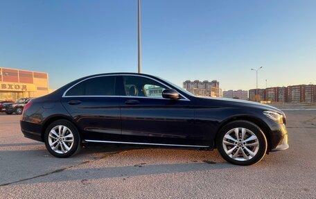 Mercedes-Benz C-Класс, 2019 год, 3 300 000 рублей, 5 фотография