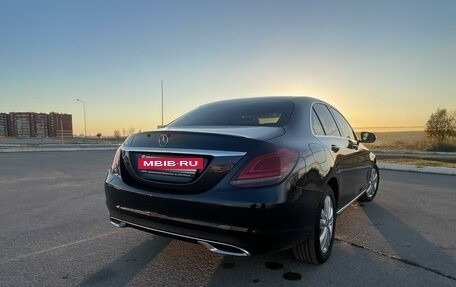 Mercedes-Benz C-Класс, 2019 год, 3 300 000 рублей, 18 фотография