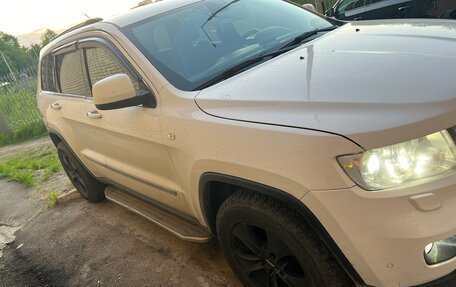 Jeep Grand Cherokee, 2012 год, 1 870 000 рублей, 3 фотография