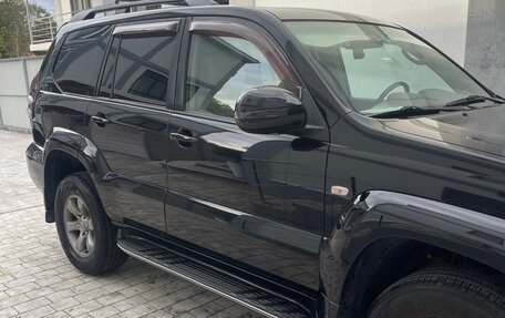 Toyota Land Cruiser Prado 120 рестайлинг, 2007 год, 2 800 000 рублей, 2 фотография