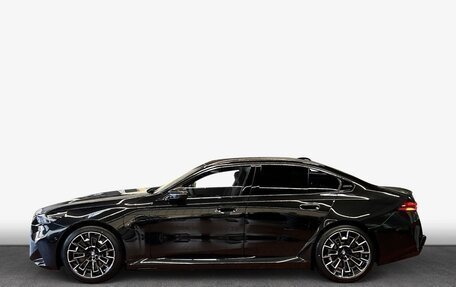 BMW M5, 2024 год, 23 800 000 рублей, 3 фотография