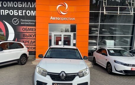 Renault Logan II, 2019 год, 689 000 рублей, 2 фотография