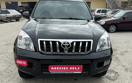 Toyota Land Cruiser Prado 120 рестайлинг, 2006 год, 2 270 000 рублей, 2 фотография