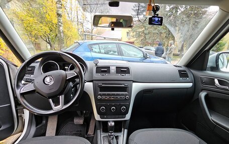 Skoda Yeti I рестайлинг, 2014 год, 1 250 000 рублей, 11 фотография