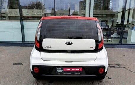 KIA Soul II рестайлинг, 2018 год, 1 692 000 рублей, 6 фотография