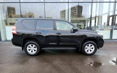 Toyota Land Cruiser Prado 150 рестайлинг 2, 2014 год, 3 428 000 рублей, 4 фотография