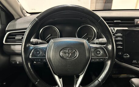 Toyota Camry, 2018 год, 3 192 000 рублей, 18 фотография