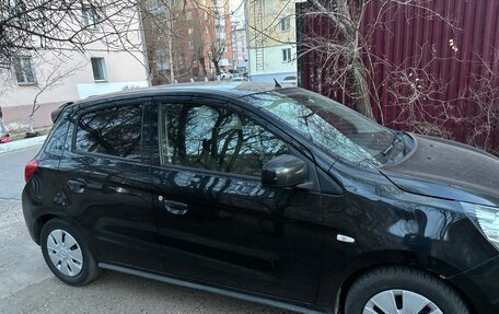 Mitsubishi Mirage VI рестайлинг, 2014 год, 700 000 рублей, 2 фотография