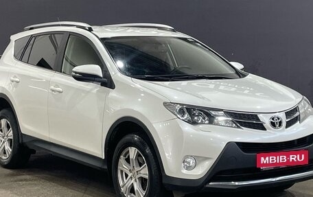 Toyota RAV4, 2014 год, 2 080 000 рублей, 3 фотография