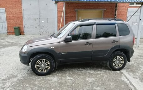 Chevrolet Niva I рестайлинг, 2013 год, 598 000 рублей, 8 фотография