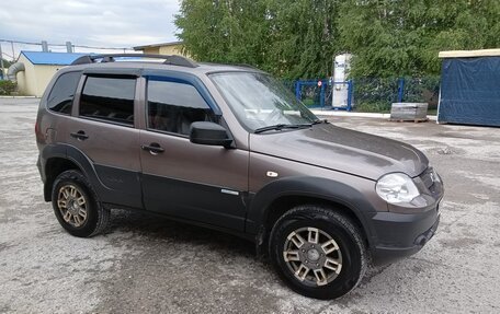 Chevrolet Niva I рестайлинг, 2013 год, 598 000 рублей, 10 фотография