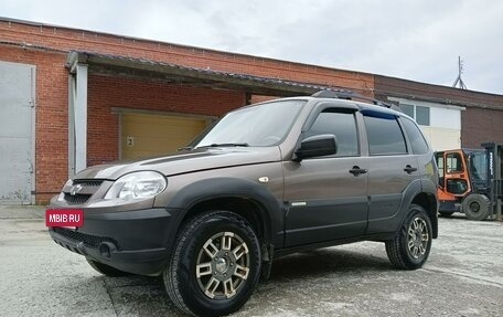 Chevrolet Niva I рестайлинг, 2013 год, 598 000 рублей, 7 фотография