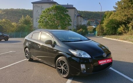 Toyota Prius, 2012 год, 1 330 000 рублей, 2 фотография