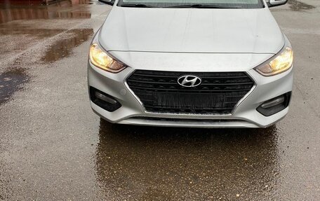 Hyundai Solaris II рестайлинг, 2018 год, 1 250 000 рублей, 2 фотография