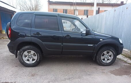 Chevrolet Niva I рестайлинг, 2011 год, 600 000 рублей, 7 фотография