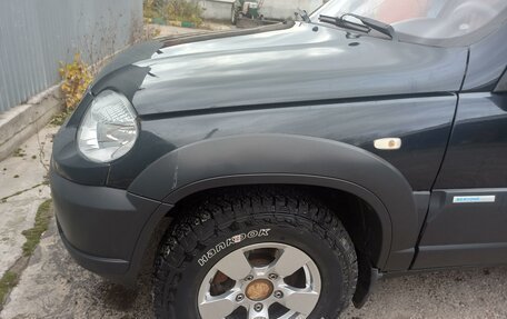 Chevrolet Niva I рестайлинг, 2011 год, 600 000 рублей, 14 фотография