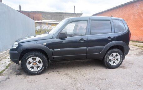 Chevrolet Niva I рестайлинг, 2011 год, 600 000 рублей, 15 фотография