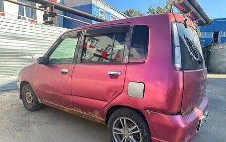 Nissan Cube II, 2001 год, 123 000 рублей, 2 фотография