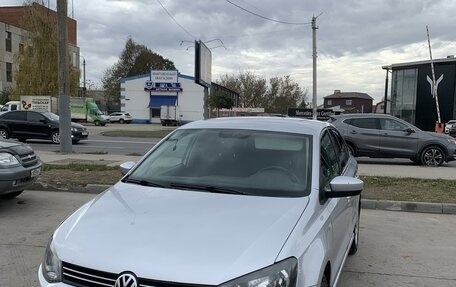 Volkswagen Polo VI (EU Market), 2012 год, 720 000 рублей, 2 фотография