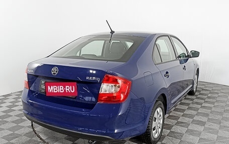 Skoda Rapid I, 2015 год, 1 050 000 рублей, 5 фотография