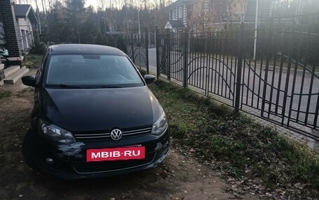 Volkswagen Polo VI (EU Market), 2011 год, 680 000 рублей, 3 фотография