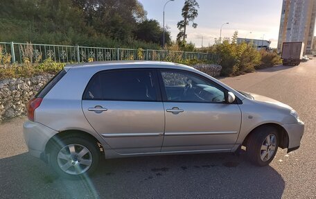 Toyota Corolla, 2004 год, 569 000 рублей, 3 фотография