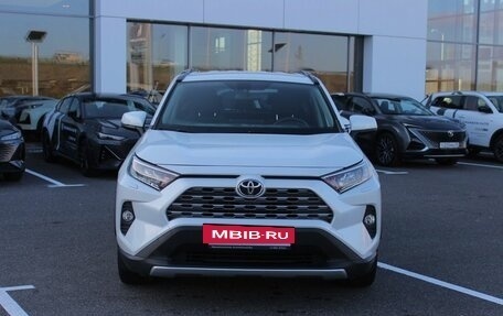 Toyota RAV4, 2020 год, 3 087 000 рублей, 2 фотография