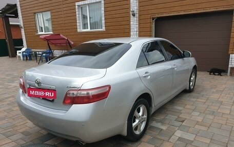 Toyota Camry, 2010 год, 1 290 000 рублей, 4 фотография