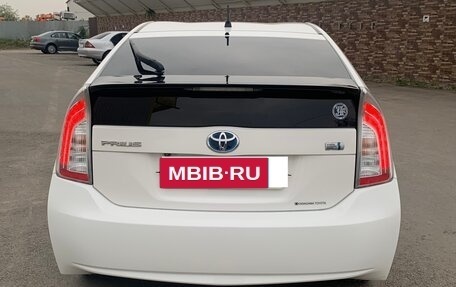 Toyota Prius, 2012 год, 1 500 000 рублей, 5 фотография