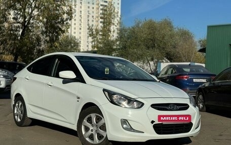 Hyundai Solaris II рестайлинг, 2013 год, 1 030 000 рублей, 6 фотография