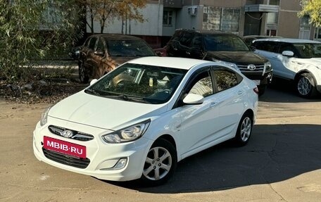 Hyundai Solaris II рестайлинг, 2013 год, 1 030 000 рублей, 9 фотография