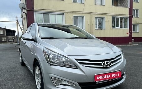 Hyundai Solaris II рестайлинг, 2015 год, 1 150 000 рублей, 14 фотография