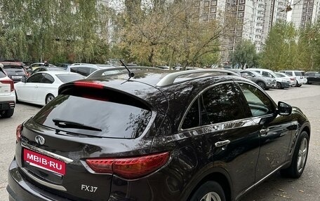 Infiniti FX II, 2013 год, 1 890 000 рублей, 3 фотография