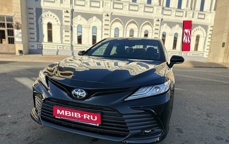 Toyota Camry, 2021 год, 4 000 000 рублей, 1 фотография