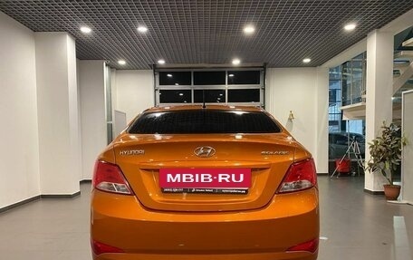 Hyundai Solaris II рестайлинг, 2015 год, 980 000 рублей, 4 фотография