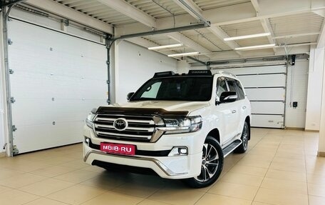 Toyota Land Cruiser 200, 2017 год, 7 799 000 рублей, 1 фотография