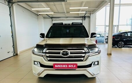 Toyota Land Cruiser 200, 2017 год, 7 799 000 рублей, 9 фотография