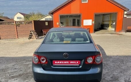 Volkswagen Jetta VI, 2008 год, 685 000 рублей, 8 фотография