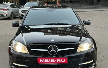 Mercedes-Benz C-Класс, 2010 год, 1 535 000 рублей, 2 фотография