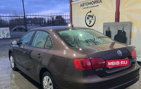 Volkswagen Jetta VI, 2014 год, 1 300 000 рублей, 2 фотография