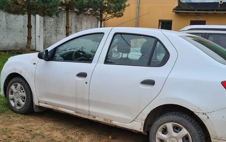 Renault Logan II, 2016 год, 400 000 рублей, 7 фотография